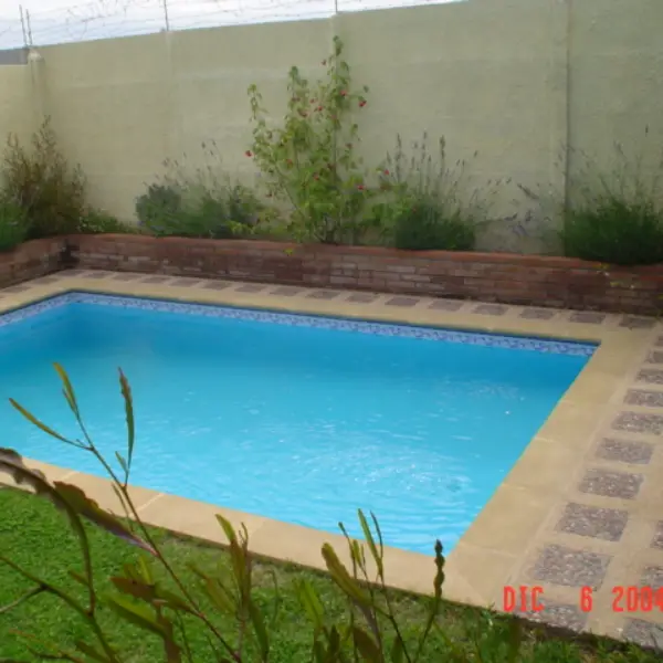 Piscina Aquakur 2004