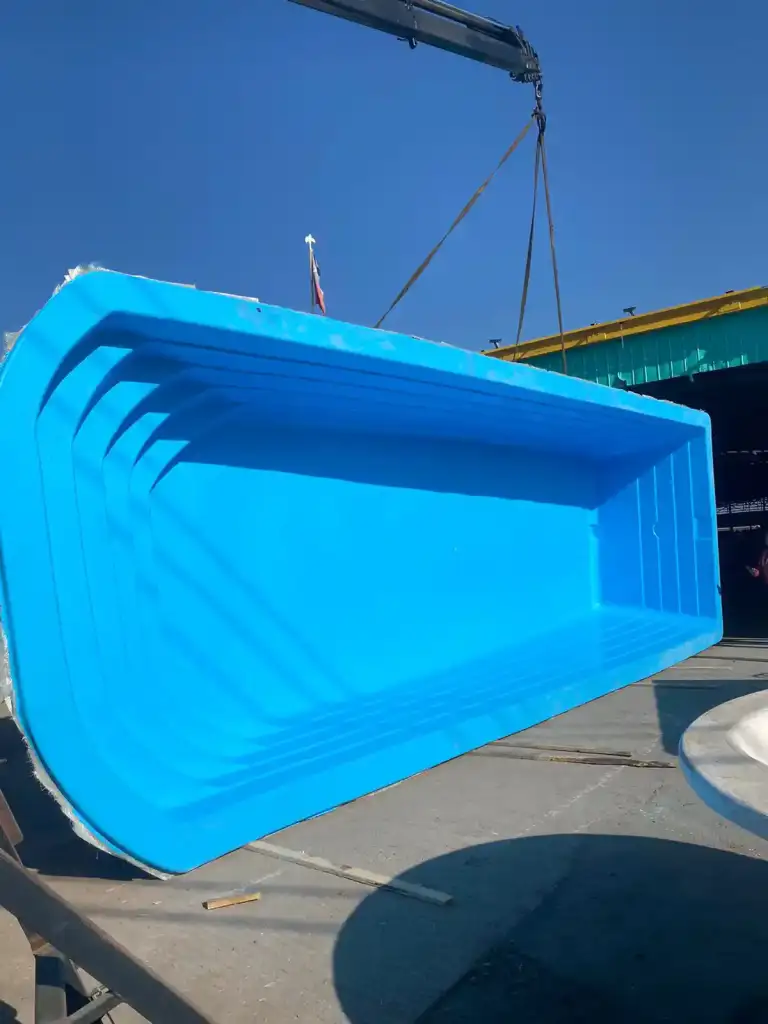 Piscina Rectangular 10,50x3,60mts Prof 1,25-1,80mts